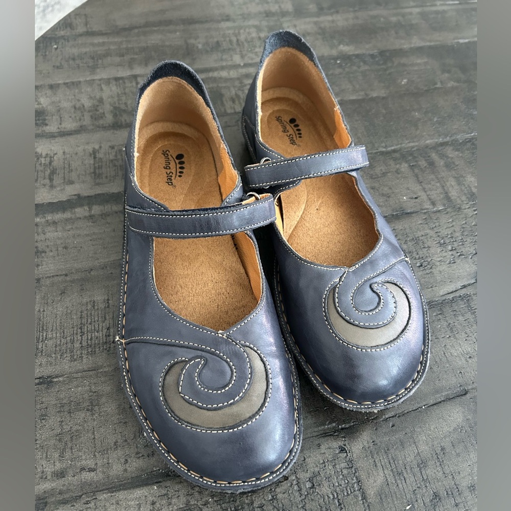 Cosmic Blue Leather spring step shoes